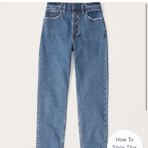 Abercrombie and Fitch The Mom High Rise size 31